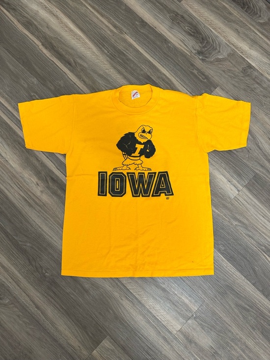 Jerzees Other - Vintage University of Iowa Herky The Hawk T-Shirt Jerzees Tag